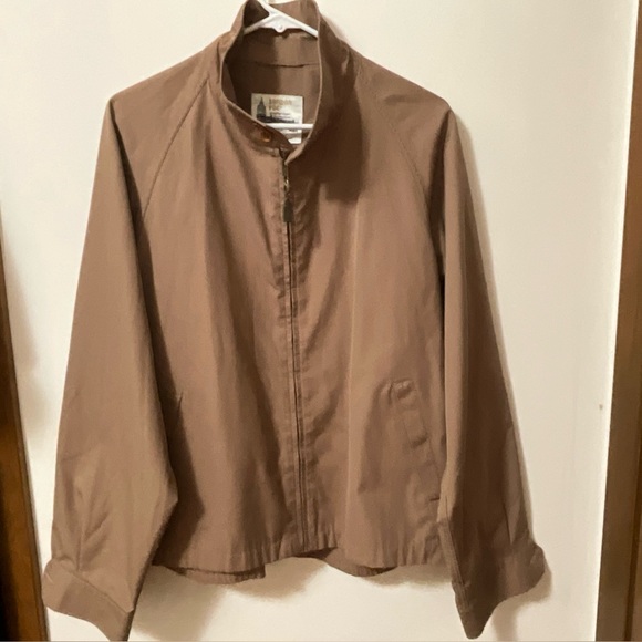 London Fog Jackets & Blazers - London Fog Women’s Size 44 Regular Zip up Jacket Vintage Tan Beige W/Pockets